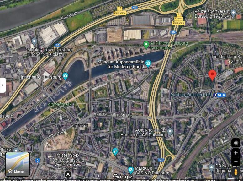 City Apartment Duisburg 2#Netflix &Wlan &Kingsize Bett & Kaffee Maschine & Central & 500M Innenhafen & 2 Min U Bahn Bagian luar foto