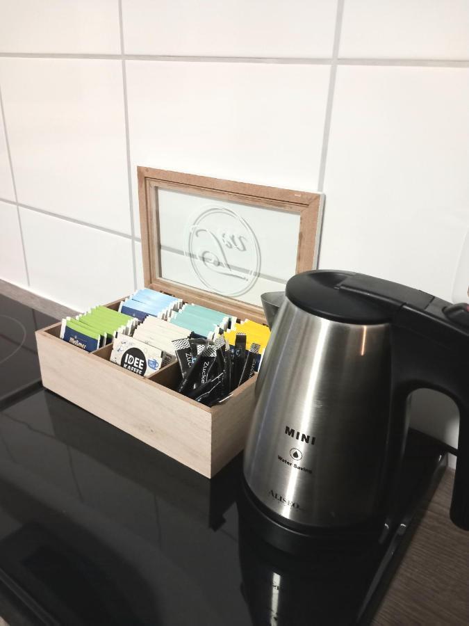 City Apartment Duisburg 2#Netflix &Wlan &Kingsize Bett & Kaffee Maschine & Central & 500M Innenhafen & 2 Min U Bahn Bagian luar foto
